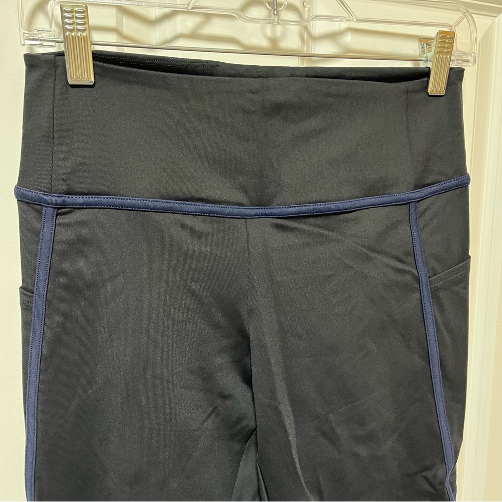 SALE Tommy John Women's Go Anywhere Pocket Legging, Tulip Hem NWT Size L